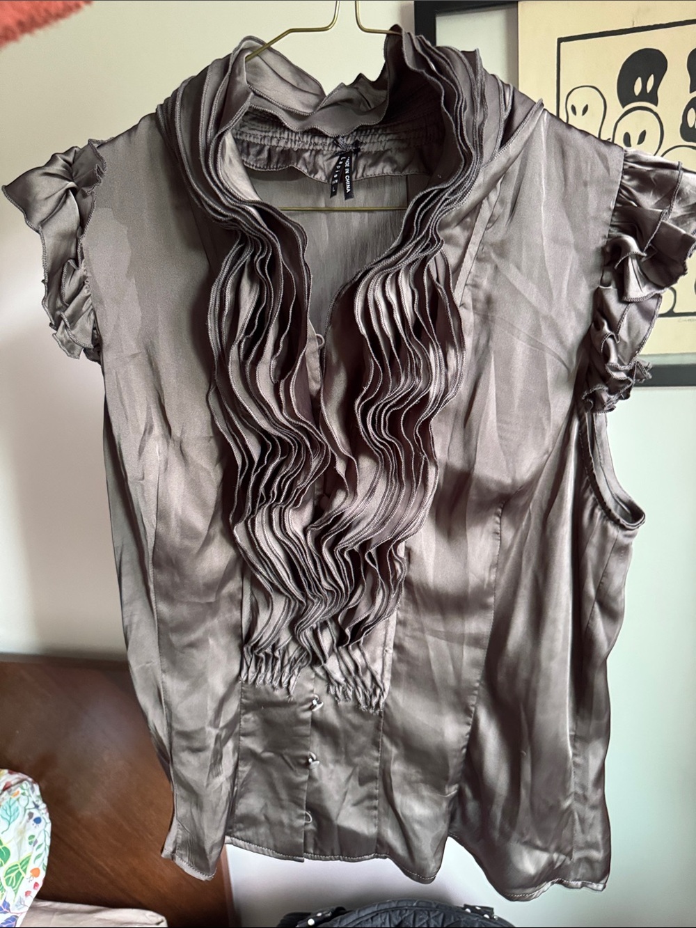 Ruffle collar blouse
